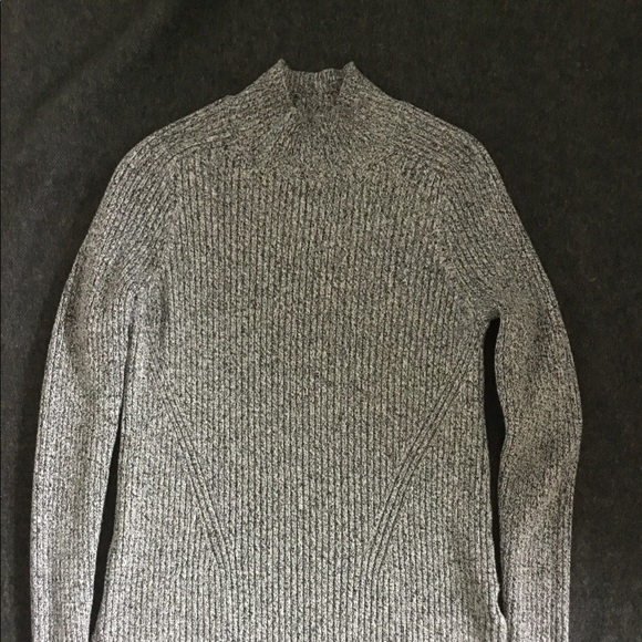Banana Republic Sweaters - Banana Republic mock turtle neck sweater, size XS, $35